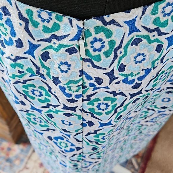 Ann Taylor Factory NWT Blue Green and White Pencil Skirt Sz 8 - Picture 9 of 16